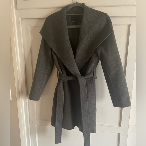 NWOT Women’s Banana Republic Gray Coat Banana Republic W/Wide Lapel & Tie Waist - Picture 4 of 8